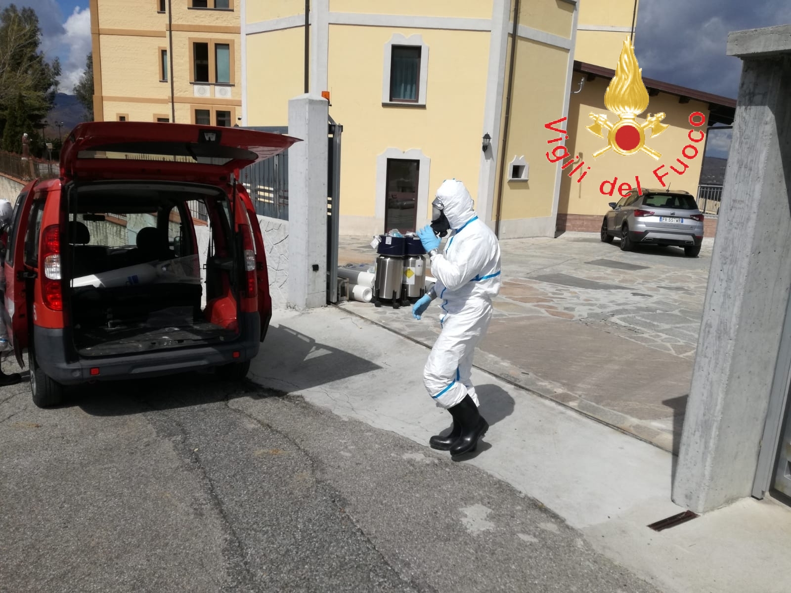 Covid-19. Il Sindaco di Chiaravalle ringraziamento ai VVF "per la loro sempre disponibile presenza”