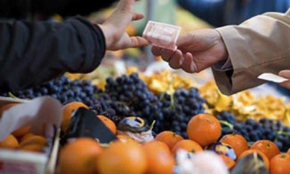 A Crotone cresce la solidarietà, ma raddoppiano anche i prezzi dei generi alimentari