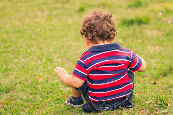 Coronavirus: sindaco autorizza passeggiate bimbi autistici