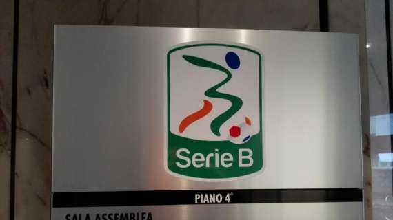 Calcio: Lega B, unanimità assemblea su tagli a stipendi. Approvate anche richieste anticrisi