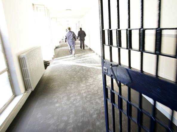 Ndrangheta: indagato denuncia direttrice carcere per abuso