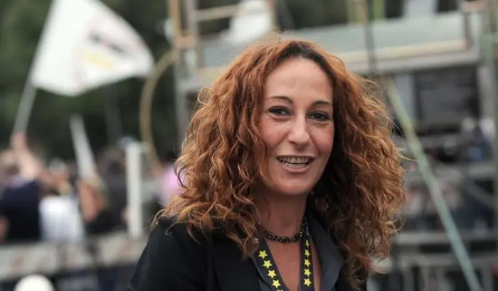 Coronavirus: Taverna, ‘disgusta no Lega a eurobond, è contro italiani