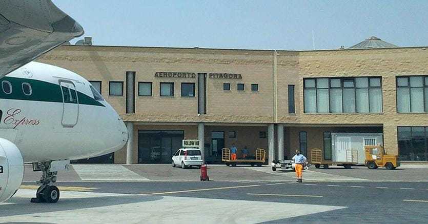 Barbuto: L'Anac conferma: l'aeroporto di Crotone riprenderà a volare