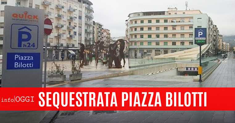 Sequestrata piazza Bilotti: Gip, possibili cedimenti o croll. Accusa: documenti falsificati per cons