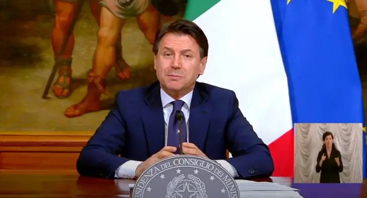 Diretta del Premier Giuseppe Conte: ripartenza del paese. 'Fase 2. Ecco chi riparte'