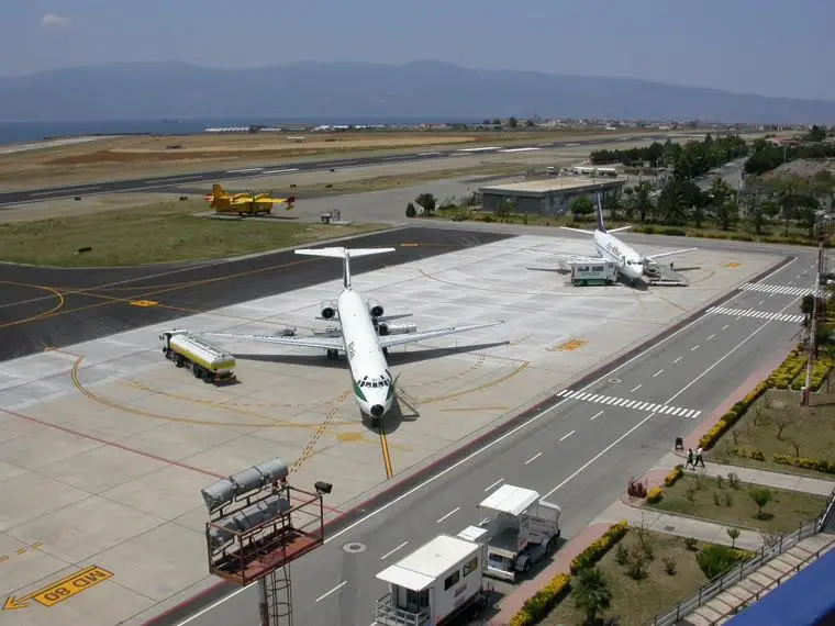 Aeroporti: Reggio; Sacal, dall' 1/7 riprendono i voli Alitalia