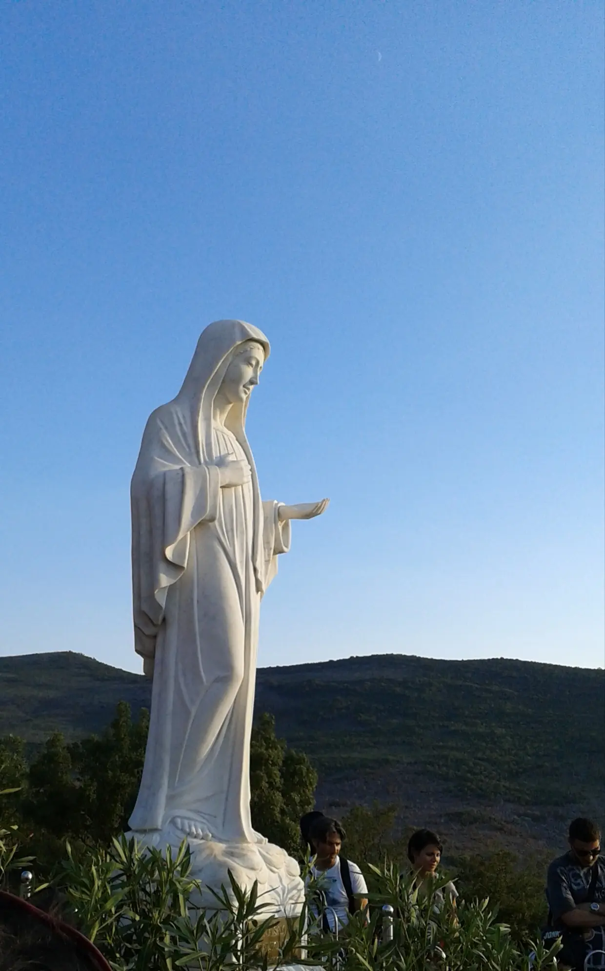 Alessandro: A Medjugorie la Madonna mi ha fatto il regalo per il mio compleanno.