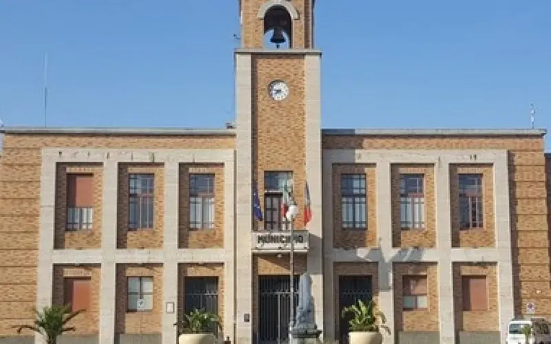 Fase 2: sindaco Vibo, ordinanza riapertura bar è inapplicabile (Scarica Ordinaza pdf)