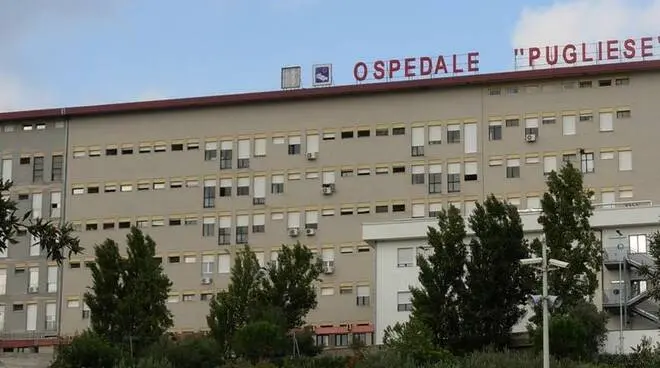 Asp Catanzaro. Coronavirus: negativo soccorritore donna risultata positiva