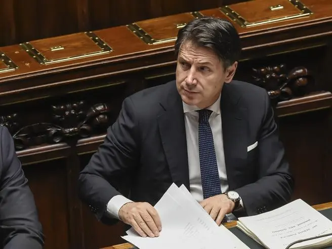 Fase 2: Conte, da lunedì test ematici e a giorni la app 5mln reagenti