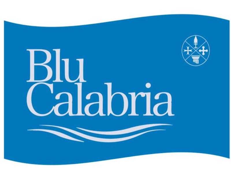 Turismo: Santelli, orgoglio per 14  "Bandiere blu". Il Presidente presenta il brand "Blu Calabria"