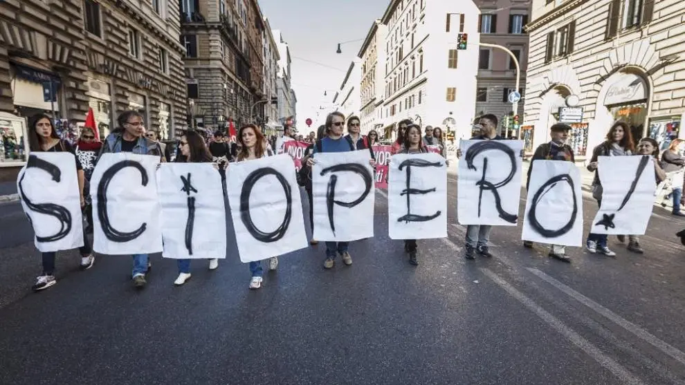 Scuola: ultimo giorno ma è sciopero generale