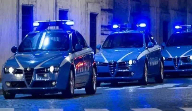 Operazione "Eat Enjoy" contro il narcotraffico, arresti e perquisizioni Indagini polizia