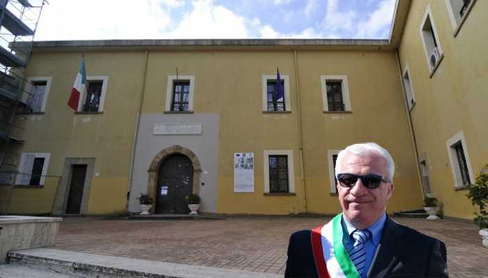 Comuni: si dimette sindaco Cutro Salvatore Di Vuono, dissidi in maggioranza
