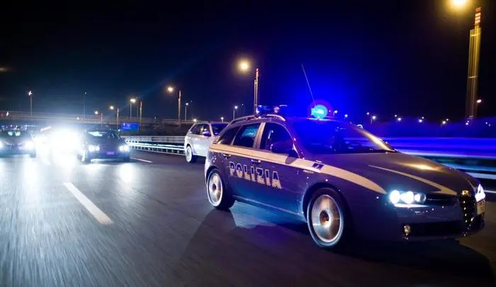 Duro colpo al clan Casamonica. Blitz della polizia contro clan sequestri per 20 milioni