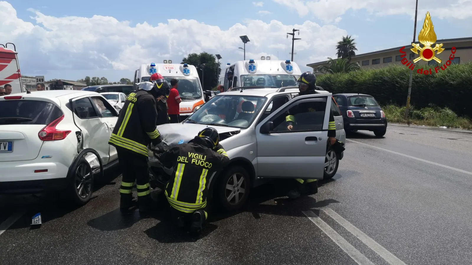 Incidente stradale SS106 Loc. Passo Vecchio Crotone