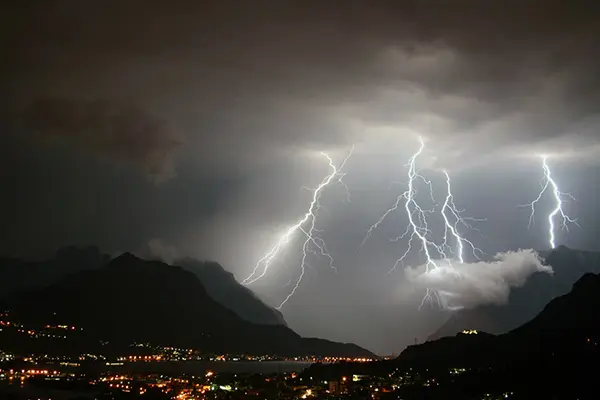 Maltempo: Protezione Civile allerta meteo, ancora temporali al sud