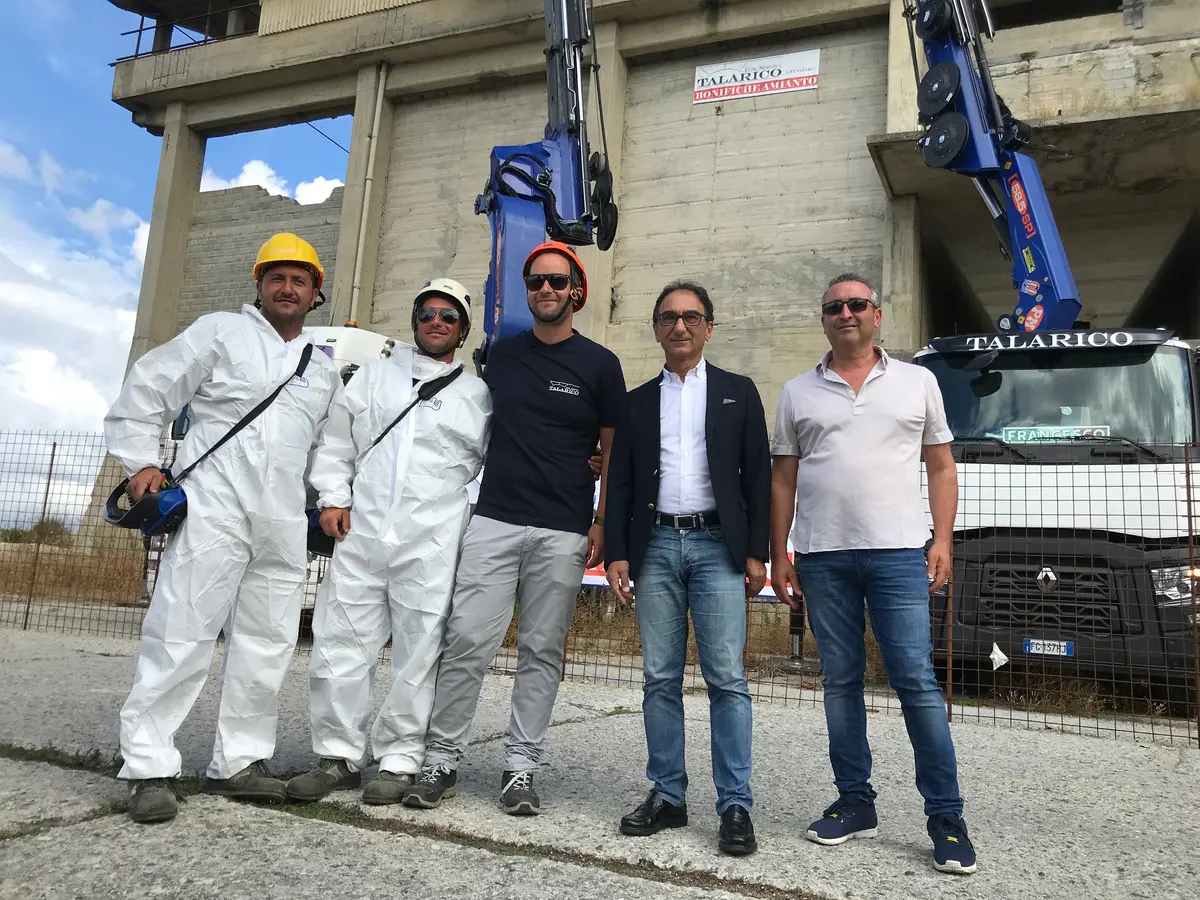 Iniziati lavori rimozione amianto Cementificio a Catanzaro