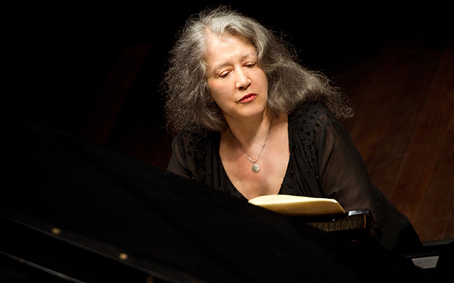 Armonie d'Arte Festival. Stasera a Scolacium la leggenda del pianoforte Martha Argerich