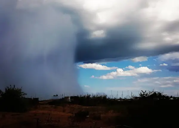 Meteo: Super Blitz flagella il Nord e allarme continua "frane e trombe d'aria"