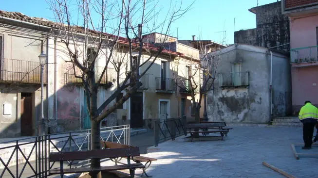 Zona rossa frazione paese Calabria. Ordinanza Santelli per Oppido Mamertina nel Reggino