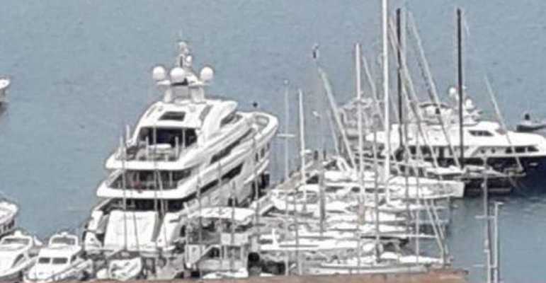 Covid: tre contagiati a Vibo Valentia, arrivati con uno yacht.