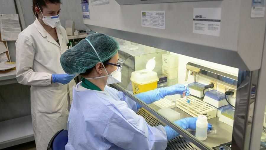 Coronavirus: aumentano tamponi, laboratori in difficoltà