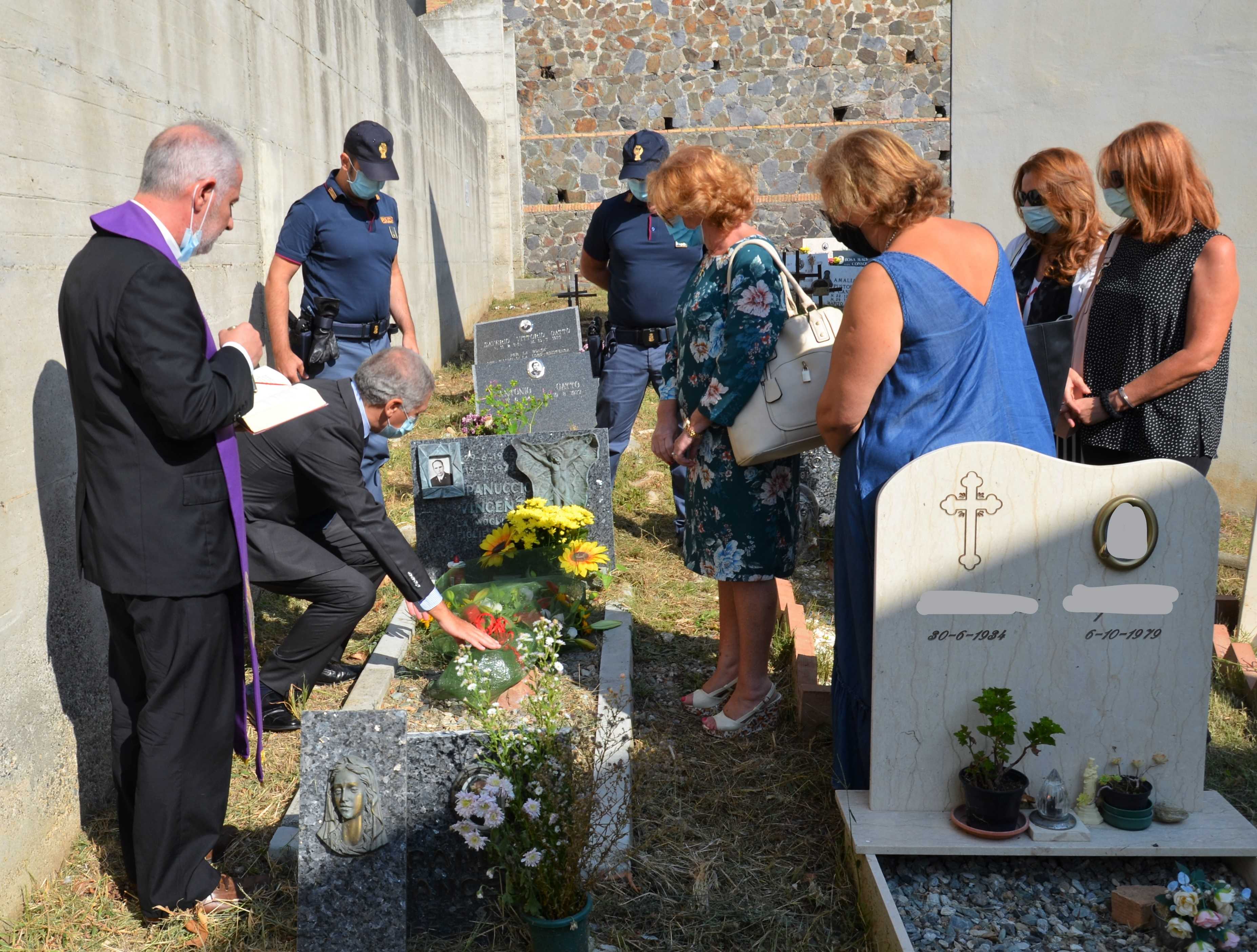 Catanzaro: Commemorazione dell'AppuntatoGuardie di P.S. Vincenzo Panuccio, caduto in servizio