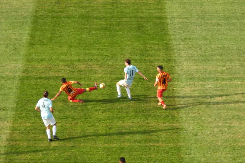 Coppa Italia: Catanzaro Calcio-Virtus Francavilla 2-1, succede tutto nel primo tempo, con-highlights