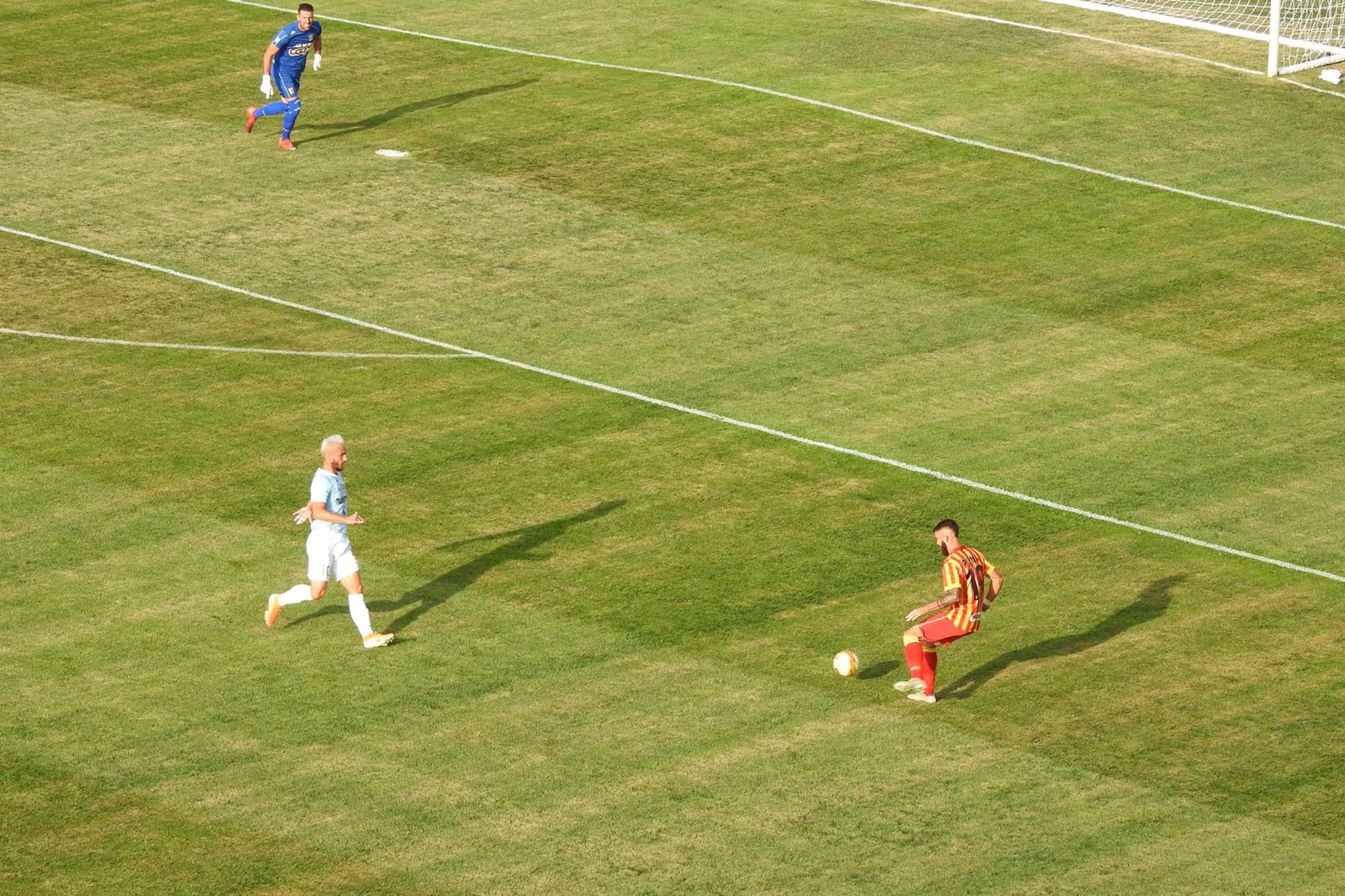 Coppa Italia: Catanzaro Calcio-Virtus Francavilla 2-1, succede tutto nel primo tempo, con-highlights
