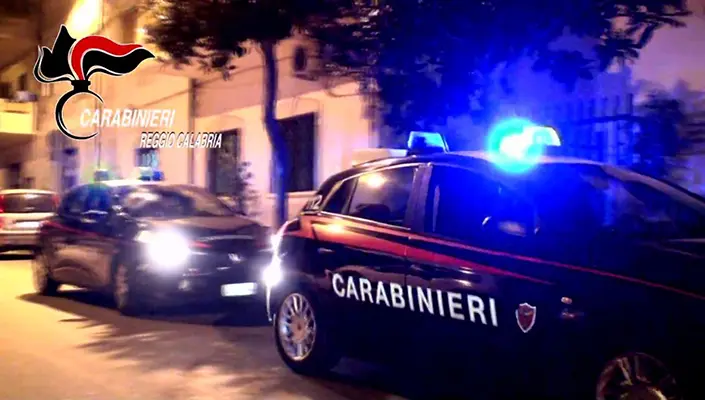 Armi: nascondeva in auto fucile clandestino, arrestato. 37enne del Cosentino controllato dai Cc