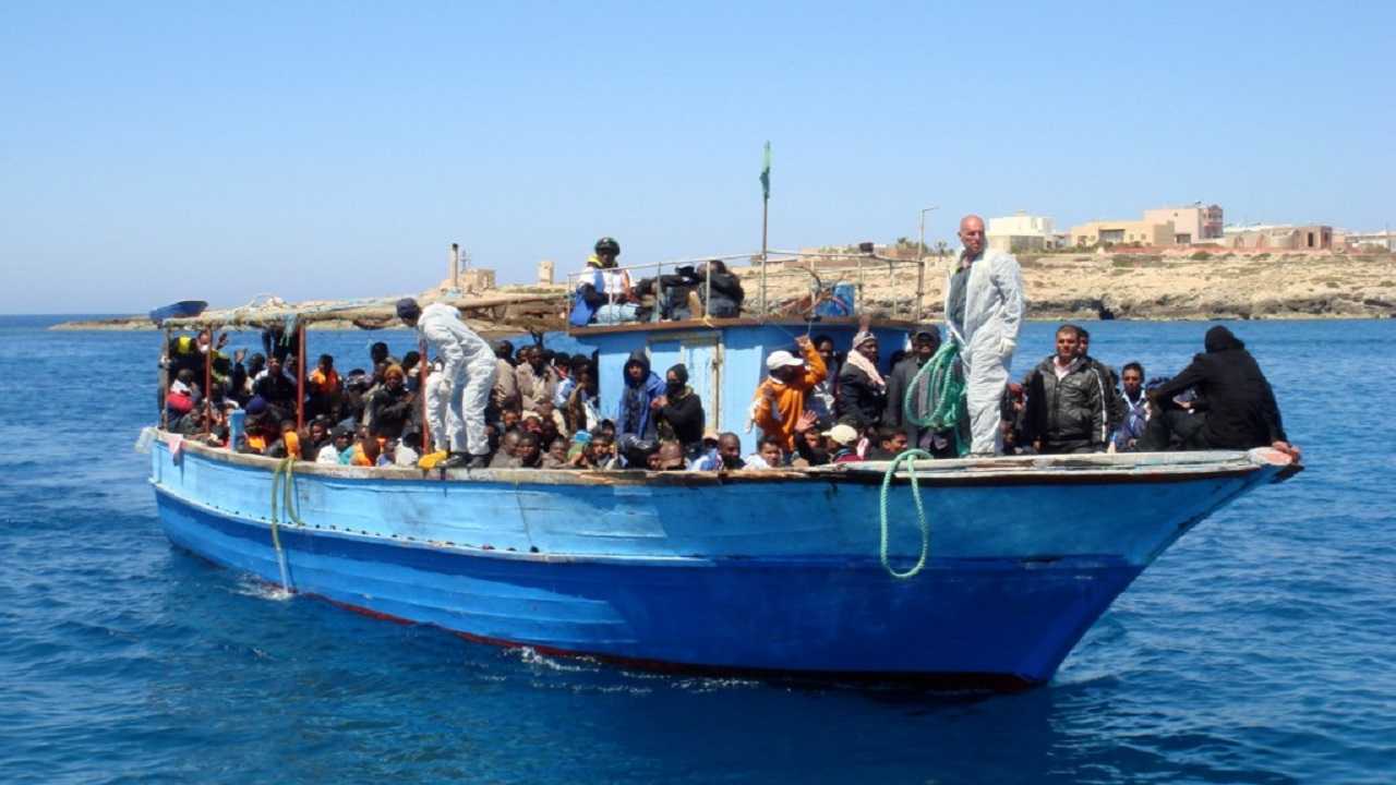 Migranti: nuovo sbarco nella Locride, arrivati in settanta
