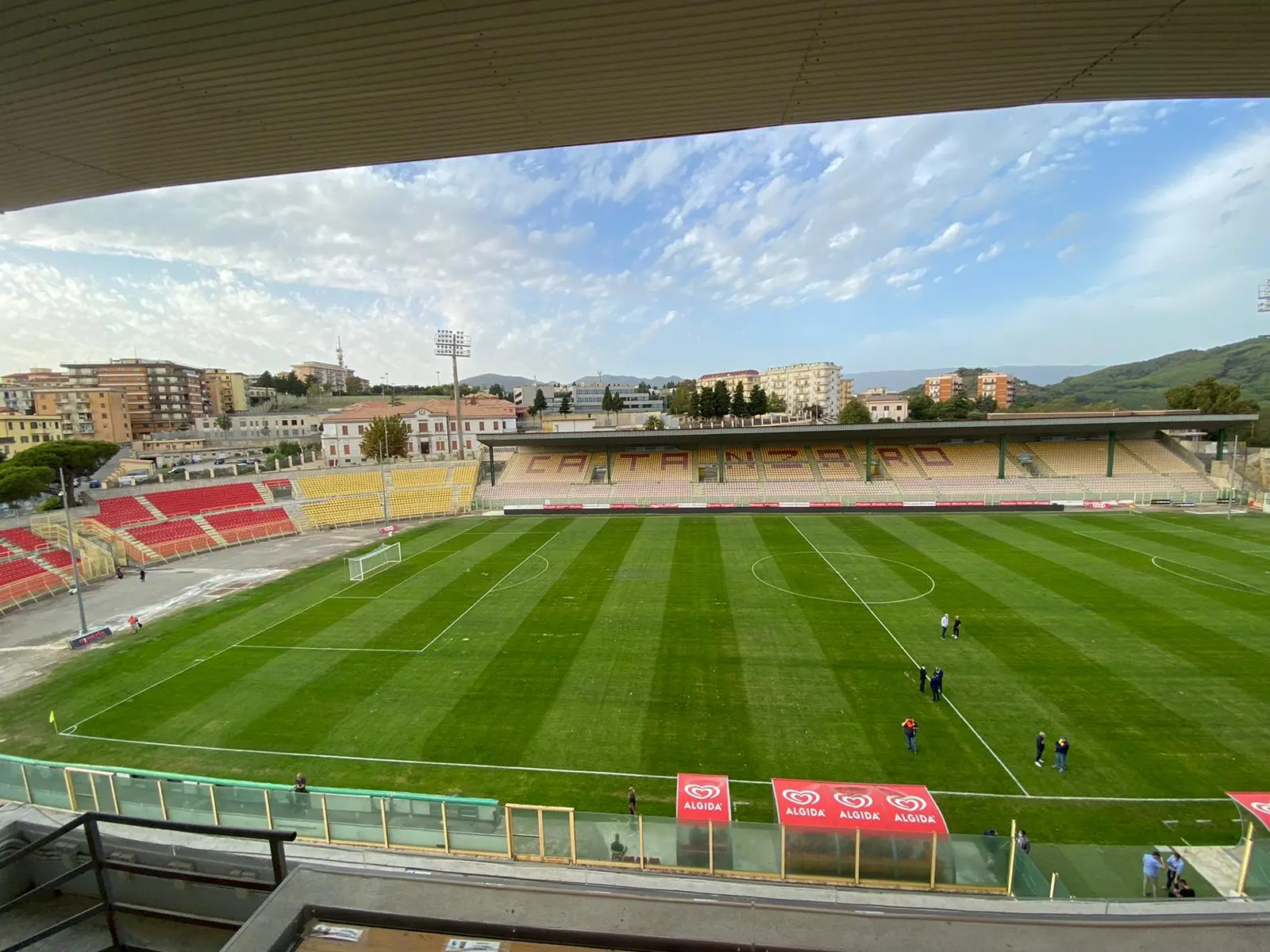 Calcio. Serie C. Il Catanzaro aspetta invano il Trapani