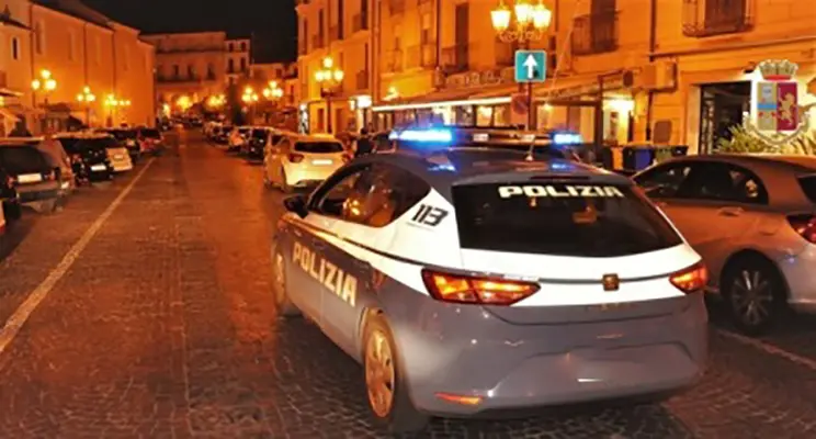 Lamezia T.: la Polizia arresta in flagranza un 29enne responsabile di rapina in un supermercato