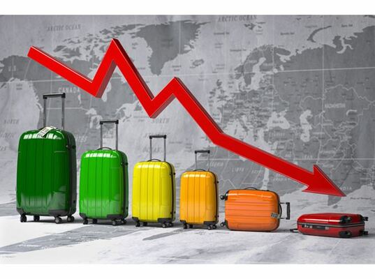 Turismo, Italia perde metà presenze 2020