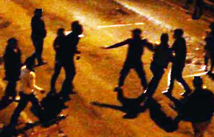 Rissa per futili motivi alla stazione di Reggio, 5 denunce