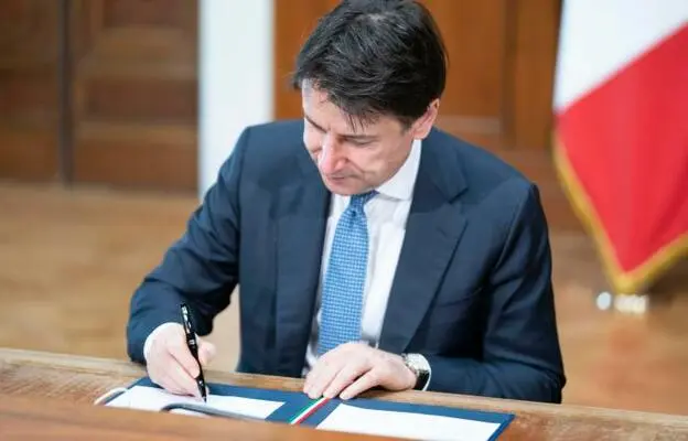 Covid: il Presidente Conte firma il nuovo DPCM. Ecco cosa cambia (Video)