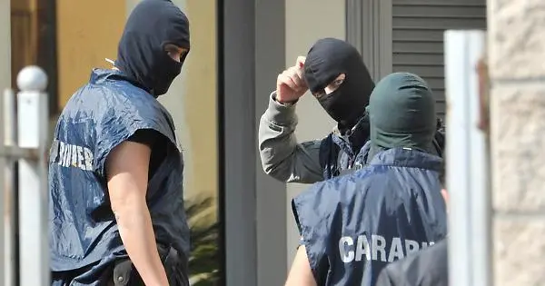 Ucciso da bomba in auto, operazione carabinieri Vibo e Ros