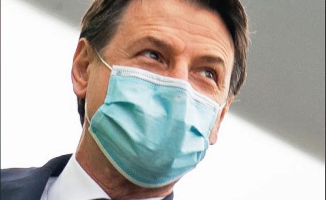 Dpcm Nuova stretta, stop ristoranti alle 18. Domenica diretta del presidente Conte