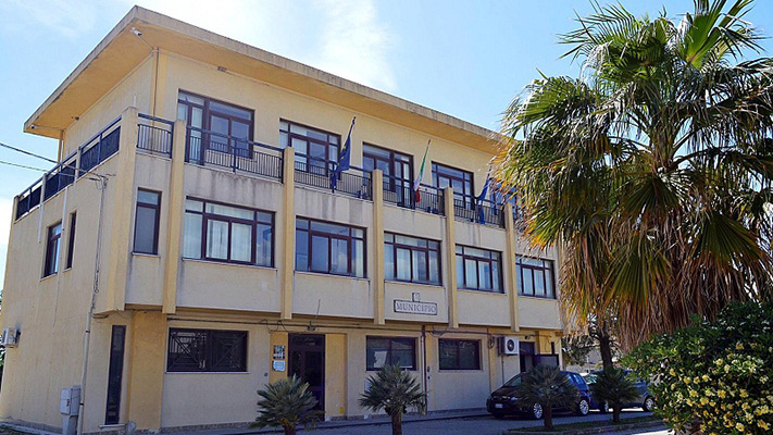 Sellia Marina. l'ass. Davide Fulginiti replica alla Senatrice Granato