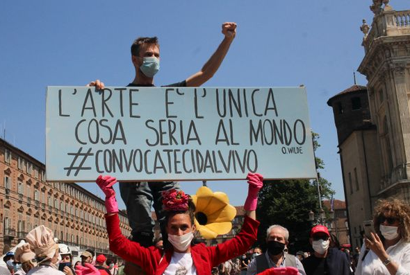 Dpcm: manifestazione lavoratori dello spettacolo a Cosenza