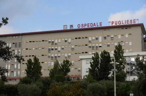 Covid: donna di 87 anni morta in ospedale Catanzaro