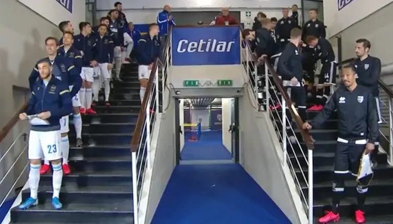 Cagliari e Spezia volano, il Parma pareggia contro una Fiorentina in crisi