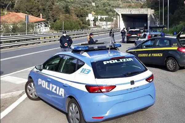 Covid: A2, controlli per imbarchi verso la Siciliaì