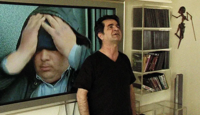 "Visioni di contrabbando", Claudio Zito ci racconta Jafar Panahi: "il cinema sociale di un ribelle"