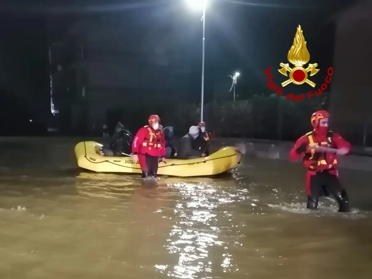 Maltempo in Calabria 200 interventi dei Vigili del fuoco. Il dettaglio