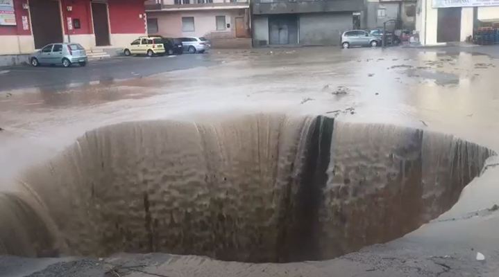 Maltempo: Borrelli, in pochi giorni evacuati torneranno a casa