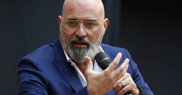 Covid: Bonaccini, necessario limitare gli spostamenti