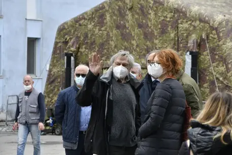 Calabria: sopralluogo Gino Strada ospedale da campo Crotone