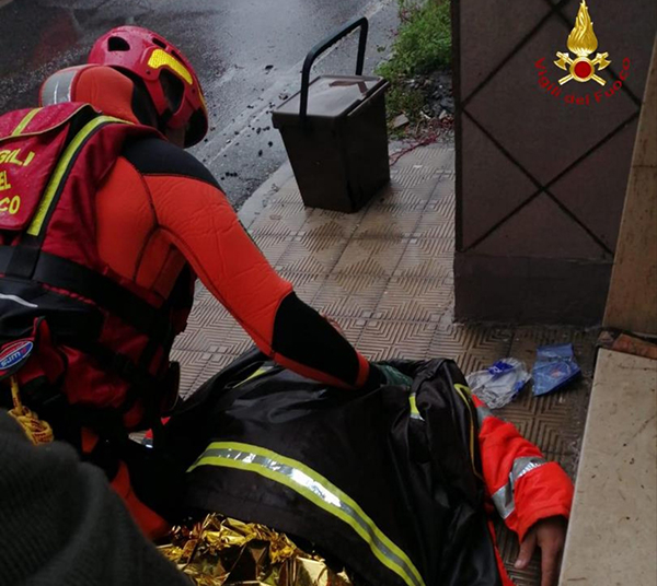 Calabria. "Vvf gli Eroi" non è un film ma reali interventi per maltempo